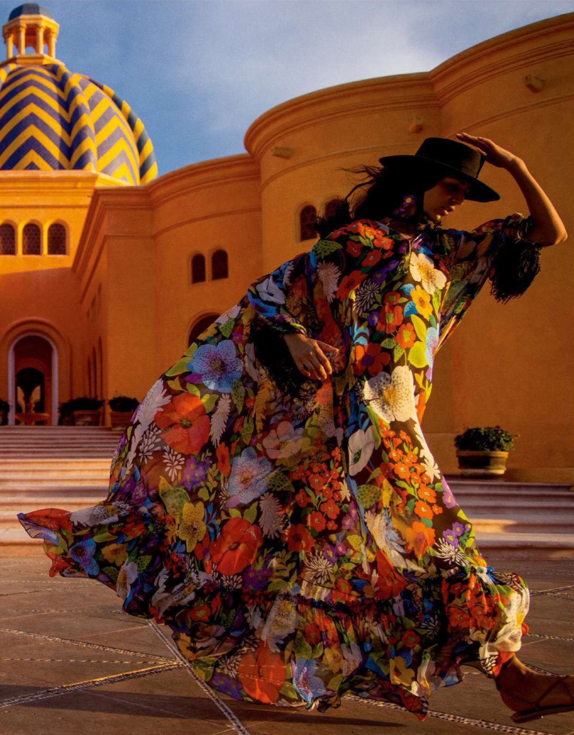 女性情報誌 L'OFFICIEL France June/July 2019 Nora Attal and Lea Meylan by Inez and Vinoodh in Vogue Paris